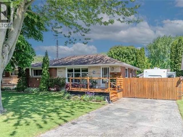 63 Warwick Drive, Wallaceburg, ON, N8A 3N4 house for sale | Listing ID 26011 | Royal LePage