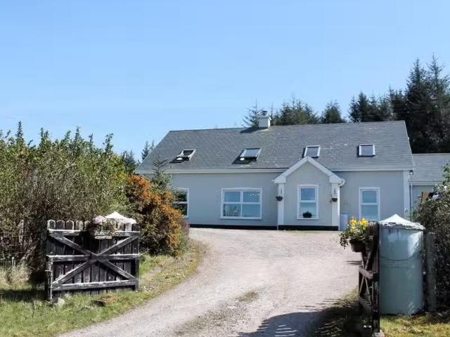 63 Cornacully Road