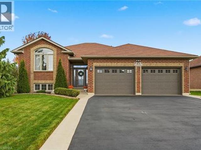 63 Coulas Crescent, Waterford, ON, N0E 1Y0 house for sale | Listing ID 40851 | Royal LePage