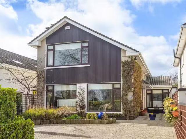 63 Kerrymount Rise, Foxrock, Dublin 18, D18 V8C1