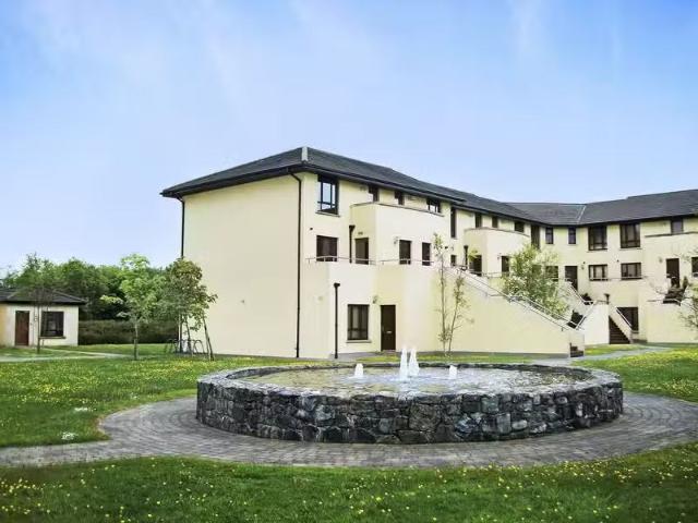 63 Marlinstown Park, Mullingar, Co. Westmeath, N91CX67 is for.
