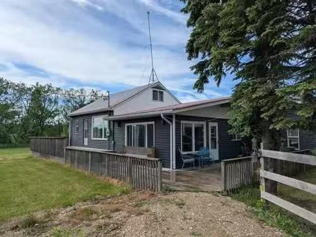 63 Railway Ave, Tolstoi, MB, R0A 2E0 house for sale Listing.