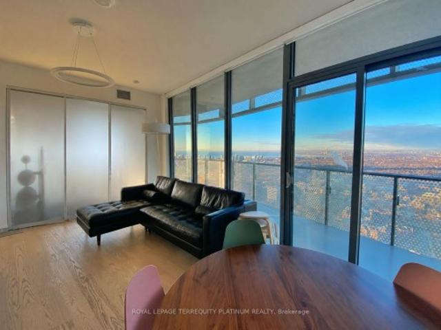 6005 11 Wellesley Street W, Toronto, ON, M4Y 0G4 lease for lease | Listing ID C13129 | Royal LePage
