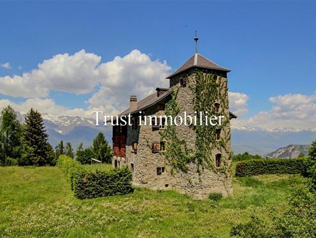 6009.Chalet / Schloss komplett renoviert. Les Mayens de Sion