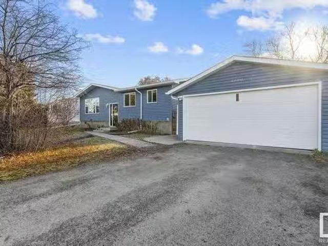 6009 52 Avenue, Cold Lake, AB, T9M 2M3 house for sale Listi.