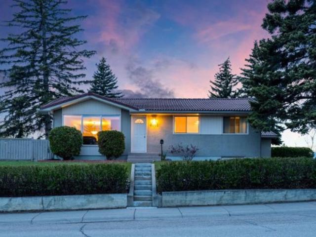 6003 Legsby Road Sw, Calgary, AB, T3E 5G5 house for sale | Listing ID A2313 | Royal LePage