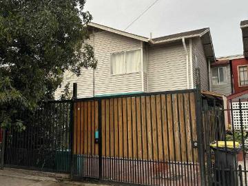 $ 600.000 Casa en Arriendo en Maipú 4 dormitorios 2 baños / Kutt Property