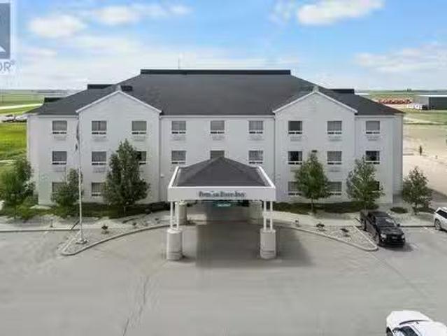 600 Government Road, Stoughton, SK, S0G 4T0 commercial for s.