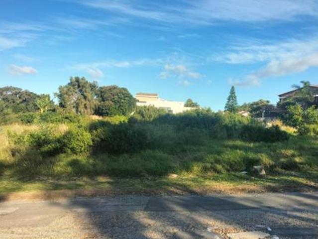 600 m² Land available in Wavecrest