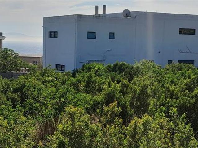 600 m² Land available in Wavecrest