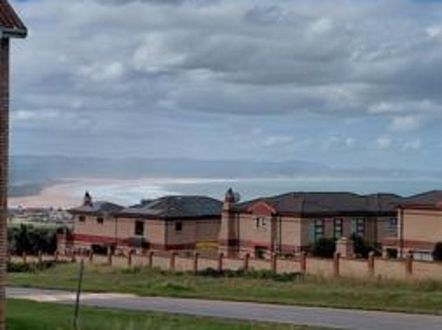 600 m² Land available in Wavecrest