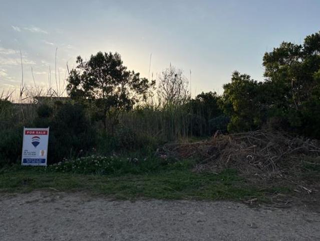 600 m² Land available in Bettys Bay