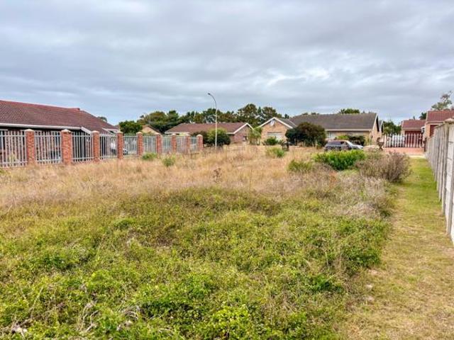 600 m² Land available in Jeffreys Bay Central