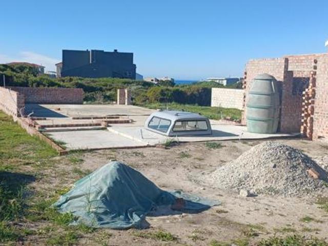 600 m² Land available in Kleinbaai