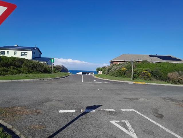 600 m² Land available in Kleinbaai