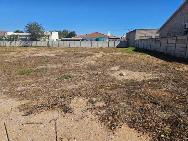 600 m² Land available in Laaiplek