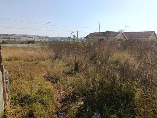 600 m² Land available in Mthatha