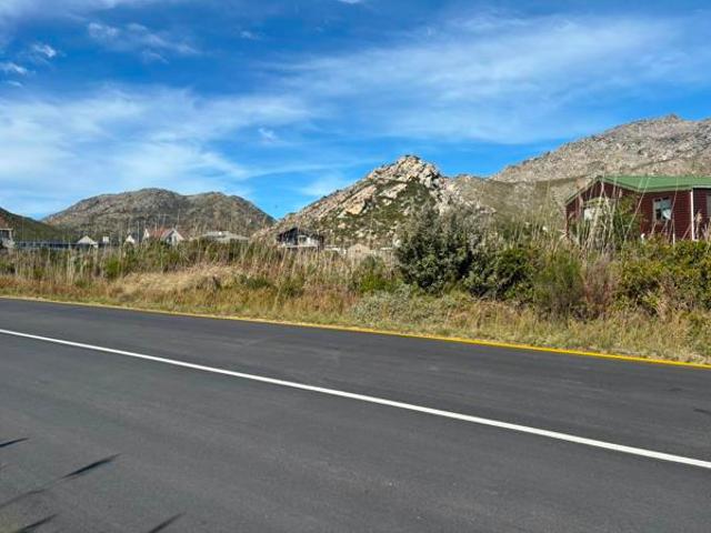 600 m² Land available in Pringle Bay