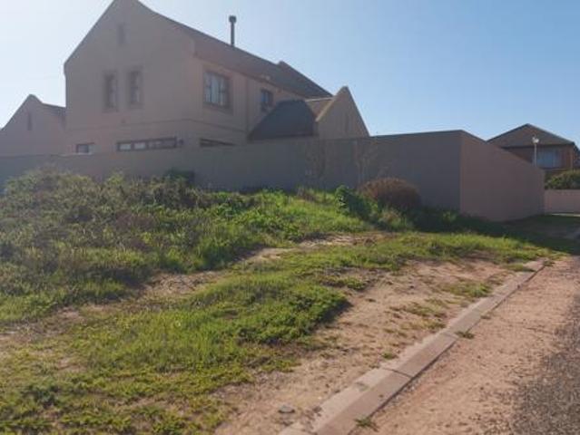 600 m² Land available in Saldanha
