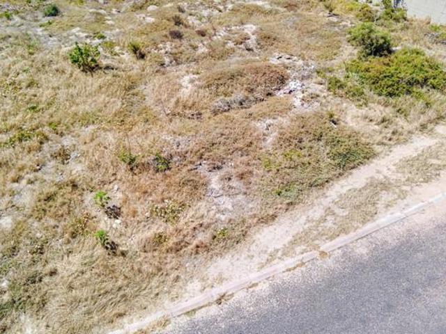 600 m² Land available in Saldanha