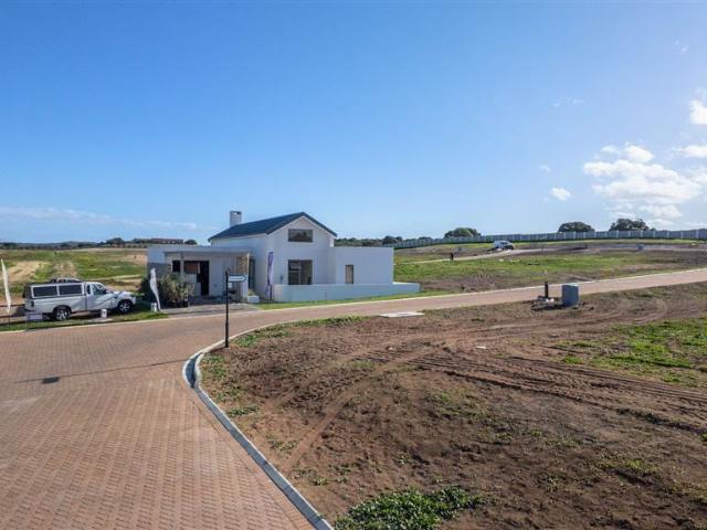 600 m² Land available in Stilbaai Wes