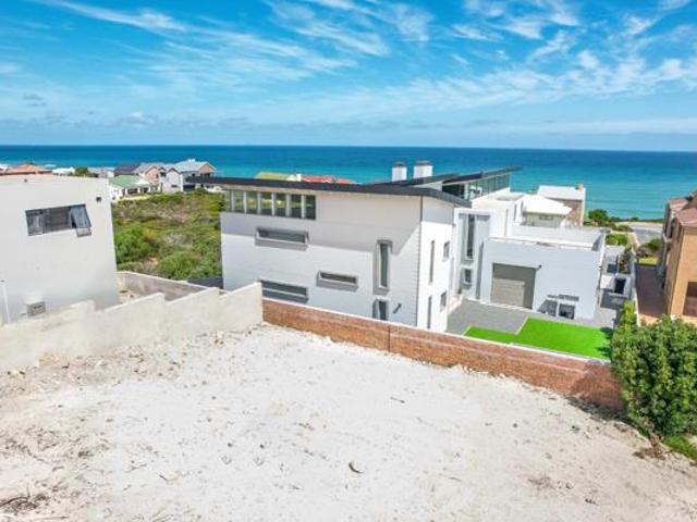 600 m² Land available in Struisbaai