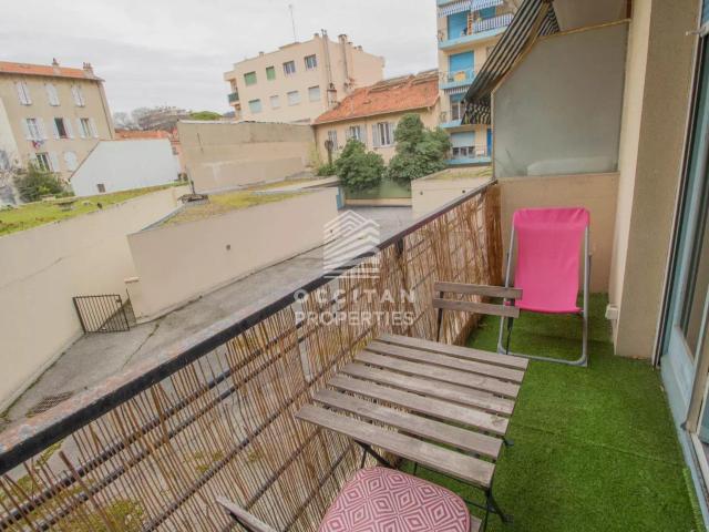 600 mètres rue d'Antibes Terrasse Calme Coin nuit 31m² Cannes