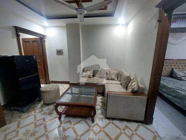 600 square Feet Flat For Rent In Top City 1
