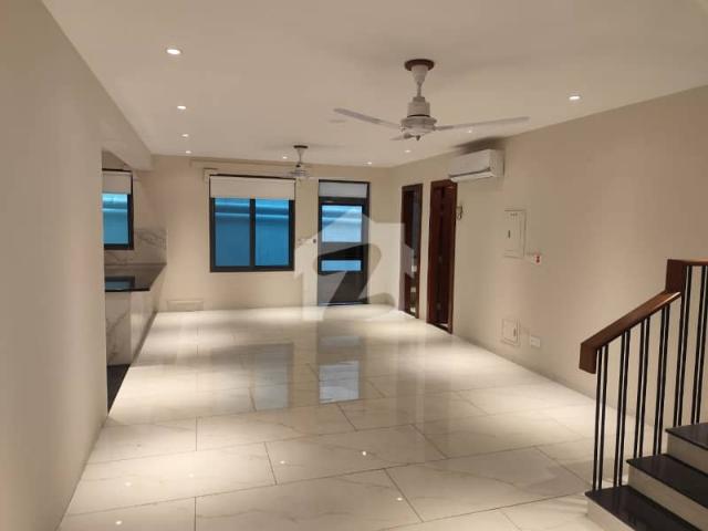 600 Square Yards House For Rent In F 6