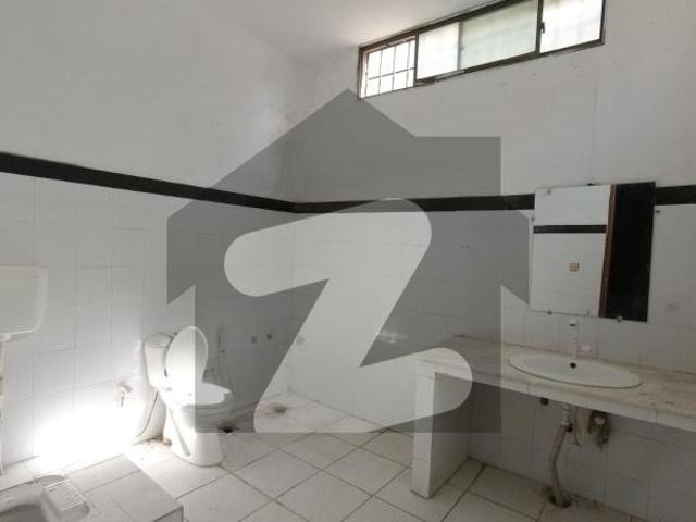 600 Sqyrd Space Available For rent In Gulistan e Johur Block 15 Prime Location Gulistan e Jauhar Block 15