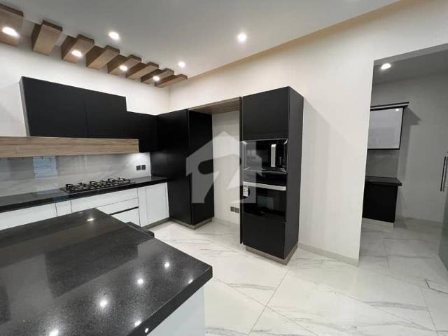 600 Sq Stylish Architectural Design Interior Master Piece 5 Bed + Basement For Sale