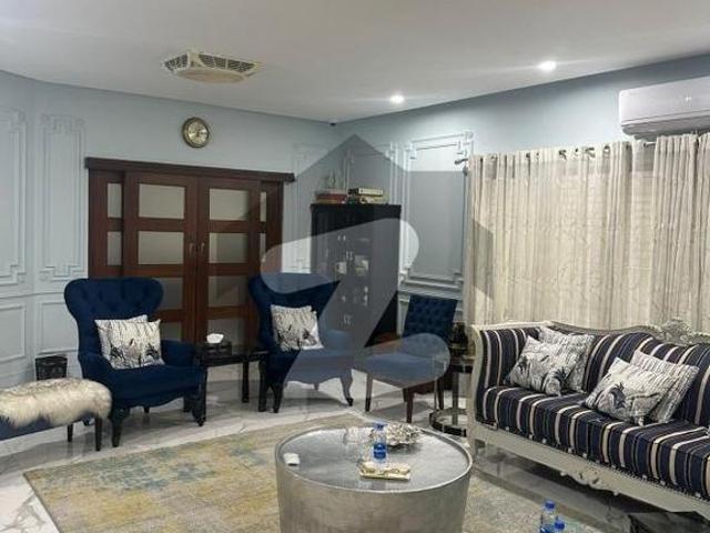 600 SQ Yard slightly use house available for sale DHA Phase 5