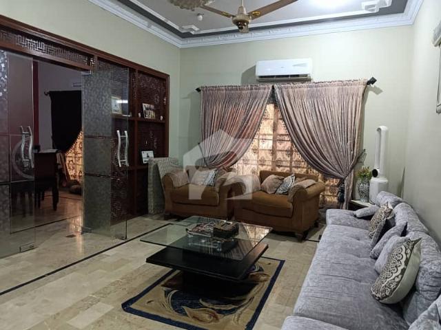 600 SQ Yards Bungalow For Sale Gulistan E Jauhar Vip Block
