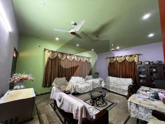 600 sq yards west open bungalow for sale at gulshan e iqbql block 6 gulshan e iqbal block 6