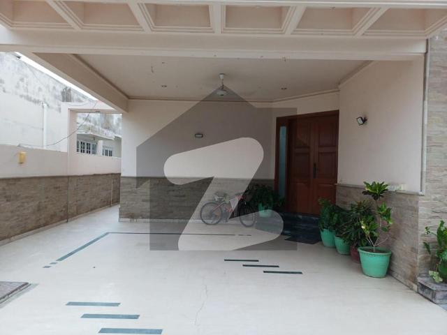 600 Yards Beautiful Bungalow Phase Vi Available For Sale DHA Phase 6