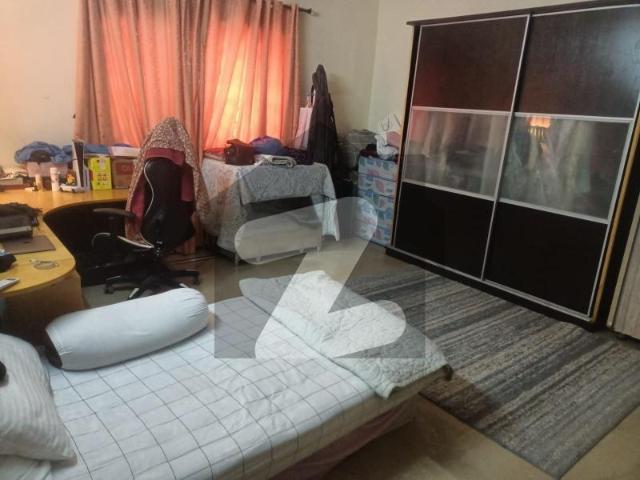 300 yards house west open corner dha phase 6