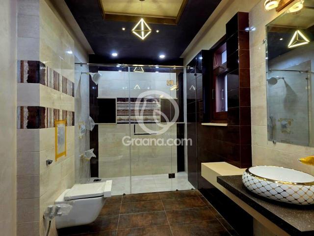 600 Yd² House for Sale