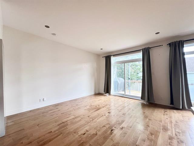 6016 Rue Alain