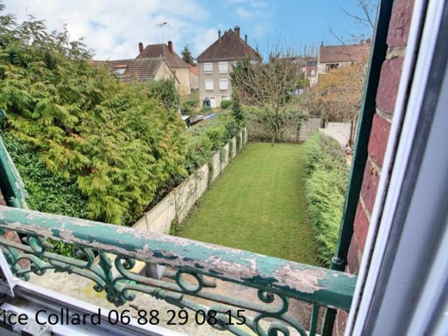 60100 CREIL Maison gare à pied direct Paris, 3 chambres, accès VL, DPE D