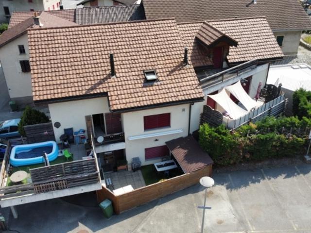 6012M Bauernhaus mit 3 Wohnungen im Herzen von Riddes