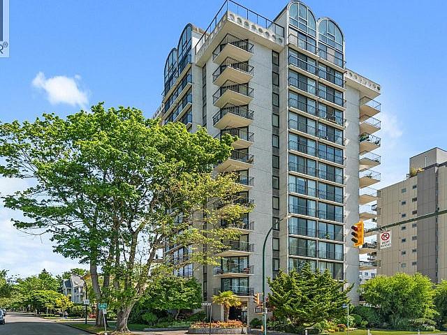 601 1575 Beach Avenue Vancouver, British Columbia