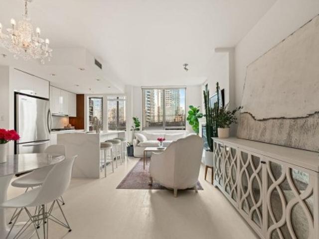 601 1 Beach Avenue, Vancouver, BC, V6E 3W2 Single Family Property For Sale | Listing ID R3110 | Royal LePage