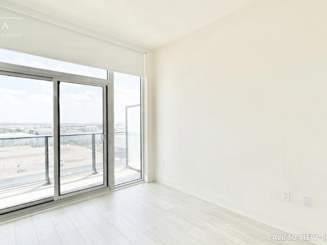 601 9000 Jane St, Vaughan, Ontario L4K 2M9 GORGEOUS 1 BEDROOM+DEN CONDO WITH MODERN AMENITIES [object Promise] for Rent