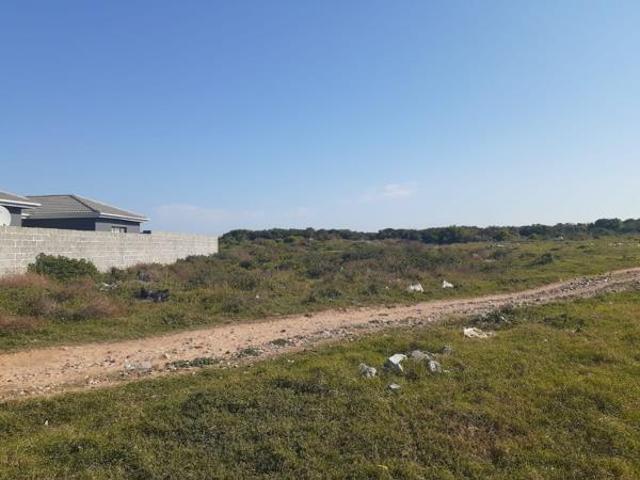 601 m² Land available in Bluewater Bay