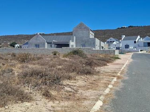 601 m² Land available in Saldanha