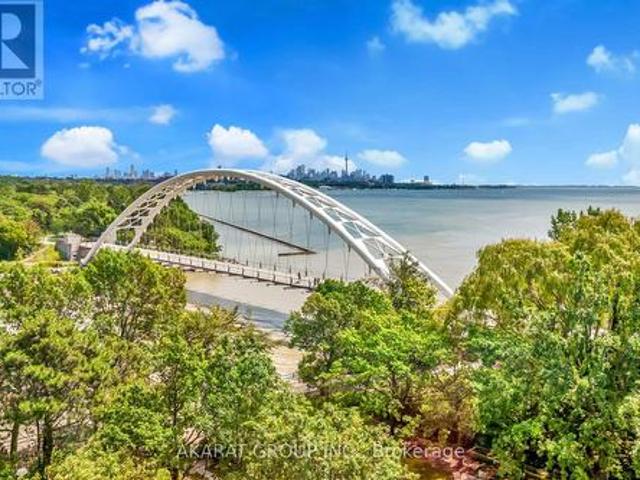 602 1 Palace Pier Court, Toronto, ON, M8V 3W9 condo for sale | Listing ID W13484 | Royal LePage