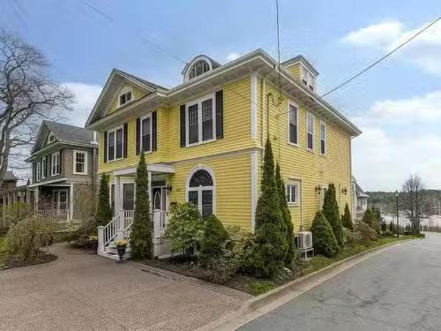 602 Francklyn Street, Halifax, NS, B3H 3B4 Luxury House for.