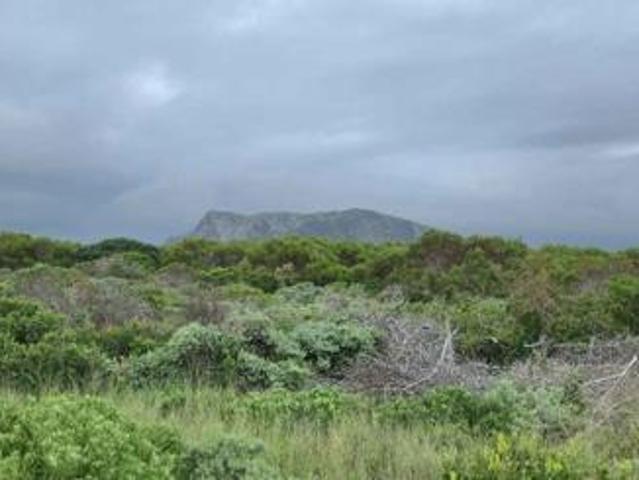 602 m² Land available in Kleinbaai
