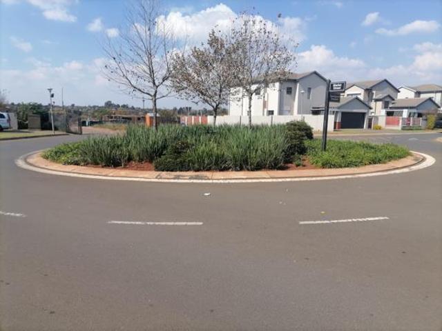 602 m² Land available in Raslouw