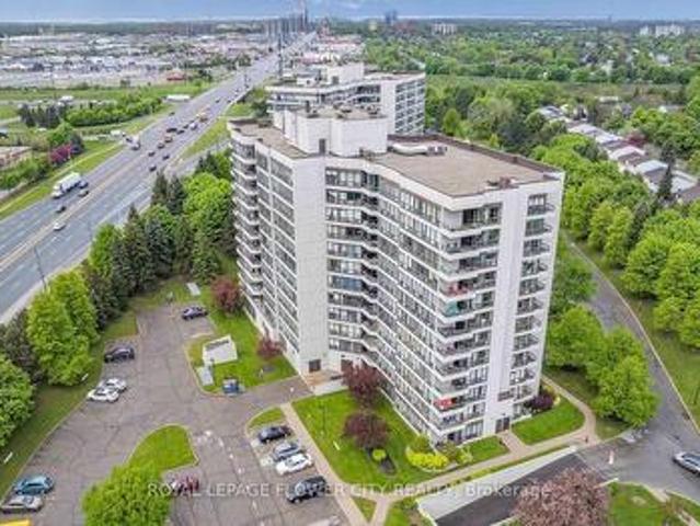 603 10 Laurelcrest Street, Brampton, ON, L6S 5Y3 condo for sale | Listing ID W11977 | Royal LePage